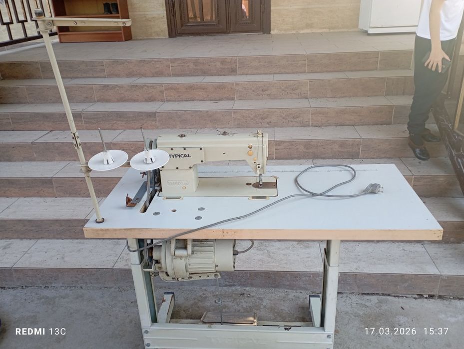 Швейная машинка Тупикал