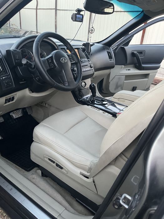 Infiniti fx35