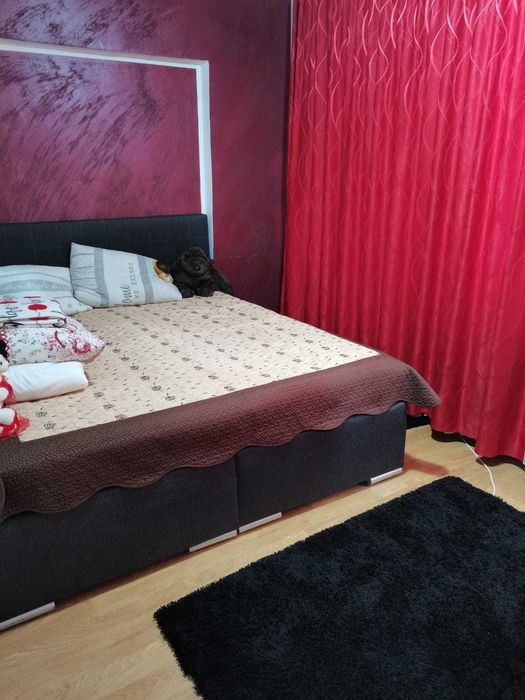 Apartament cu 3 camere  Frumoasa decomandat