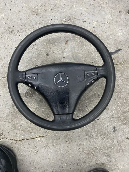 Волан за Mercedes C W203 Ц класа