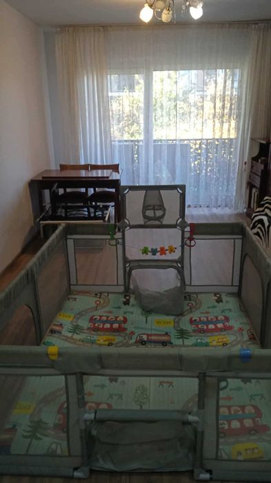 Vând țarc joacă pentru copii