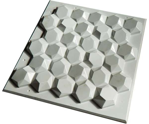 3 панели из высокопрочного материала