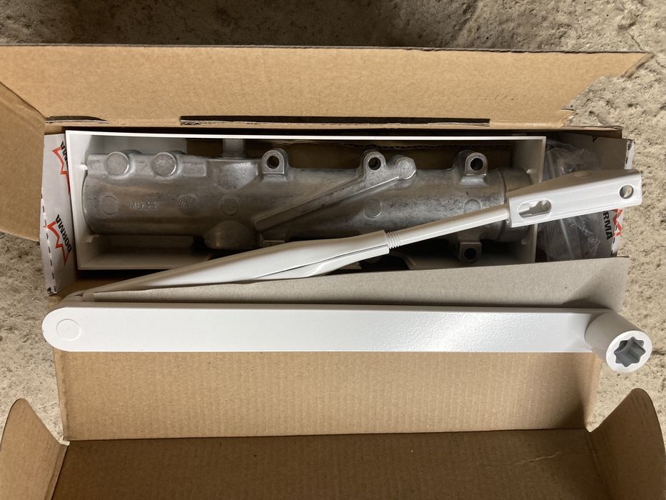 Автомат DORMA