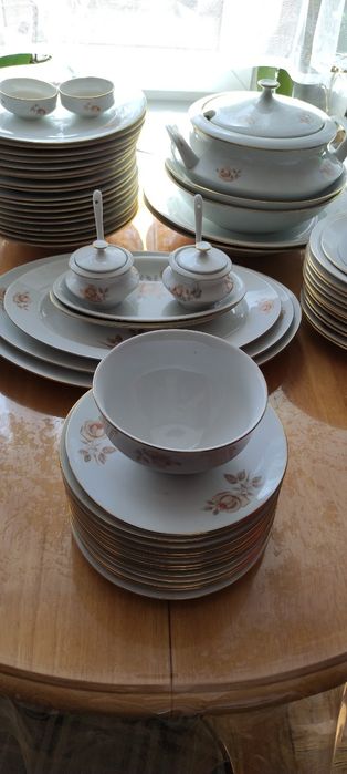 Столовый сервиз 72 предмета