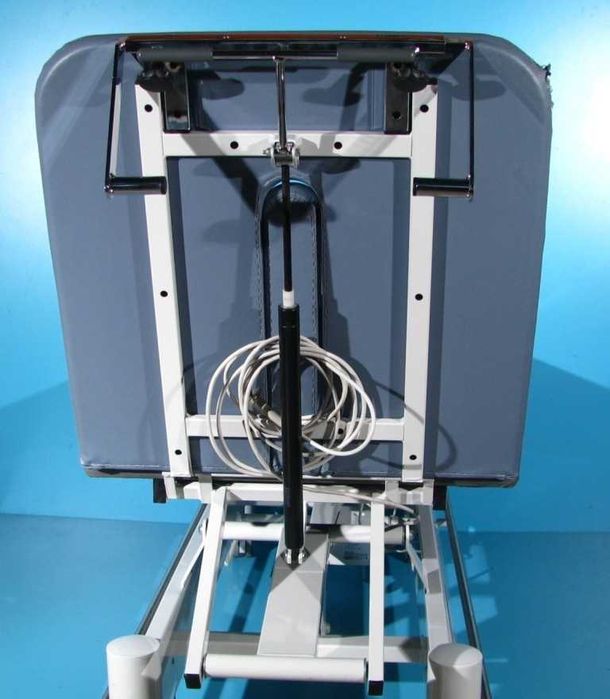 Canapea medicală electrică de tratament, terapie si masaj Enraf Nonius
