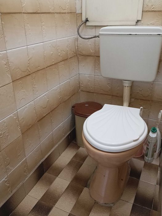 Продава се Тристаен апартамент в Карнобат - 80 кв.м за 863 €/кв.м - Снимка #2