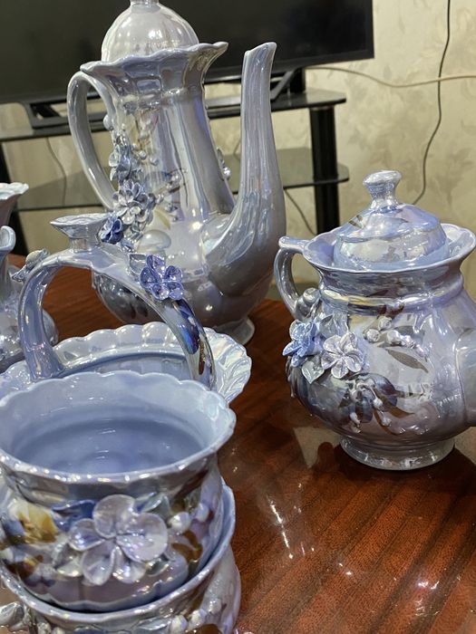 Чайный сервиз и кофейный