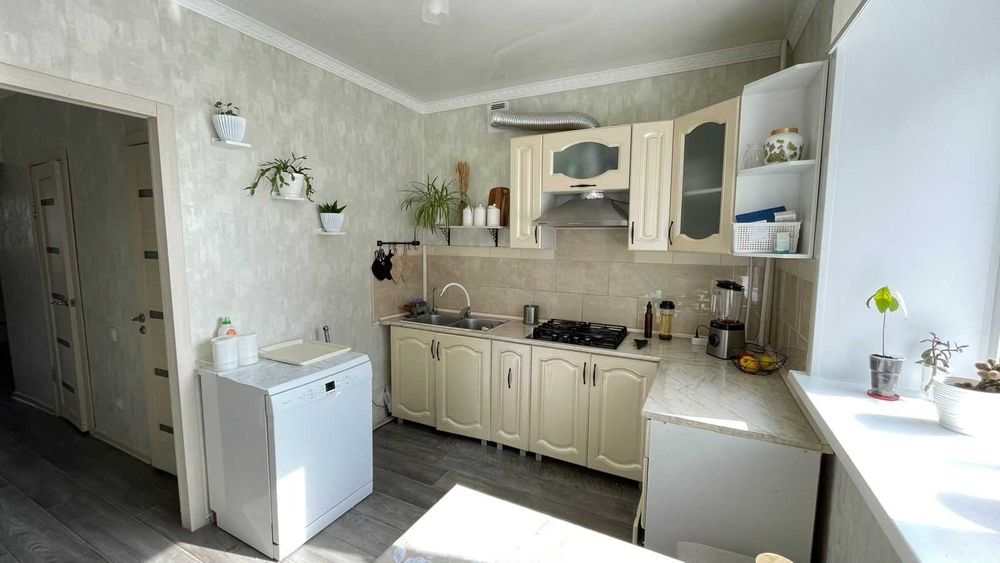 Продажа 3-комнатной квартиры