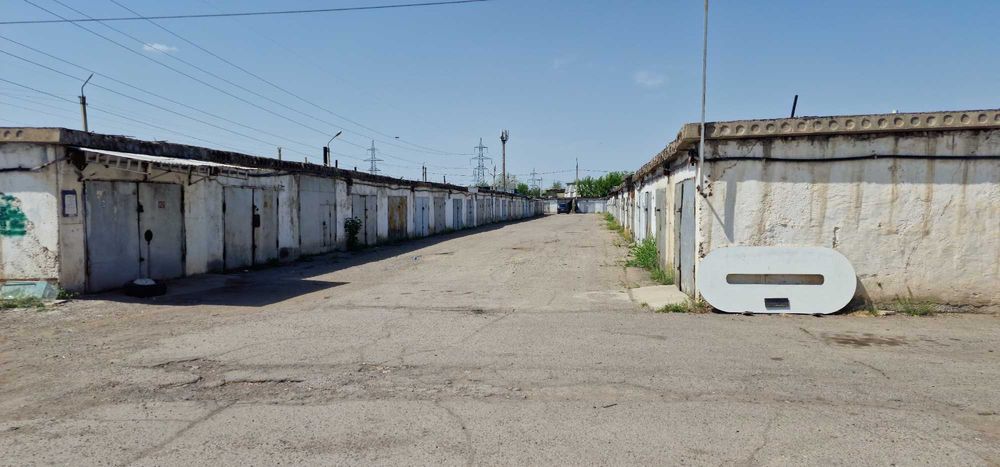 ГАРАЖ в кооперативе "СТРОИТЕЛЬ" (9-й мкр.) ПРОДАМ или СДАМ В АРЕНДУ