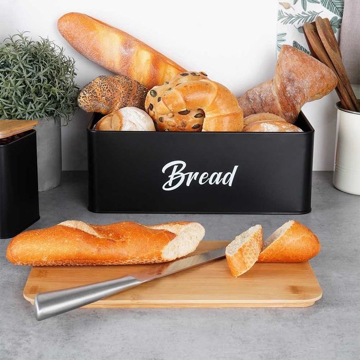 Комплект Кутия за Хляб и 3 буркани за съхранение на Кафе, Чай и Захар