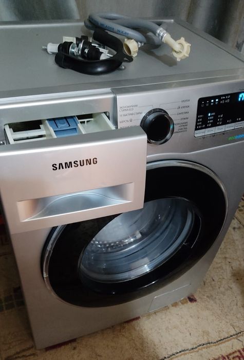 Срочно SAMSUNG 6 кг.