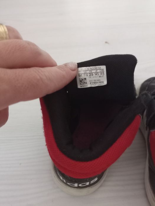 Adidași copii mărimea 25