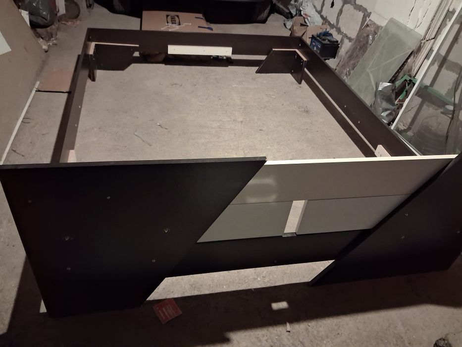 Спалня за матрак 200/160см.