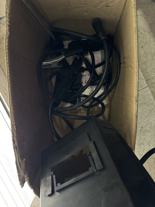 Инверторен заваръчен апарат kraft tools IGBT-N300