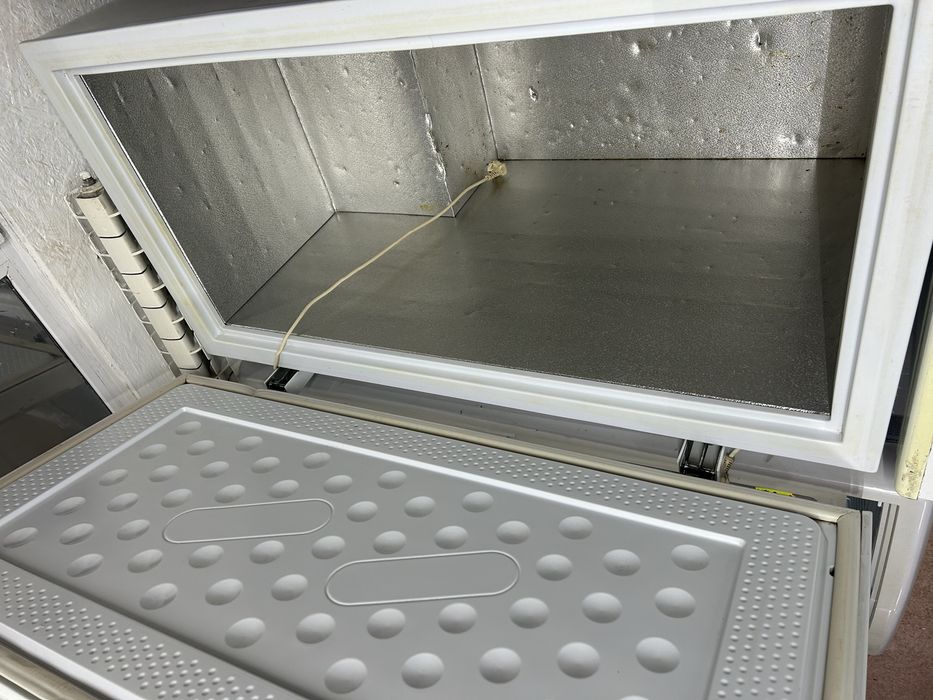 Продам морозильник бирюса