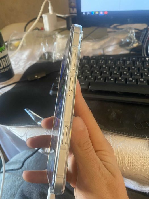 обменяю андроид в корпусе айфон 17 про мах