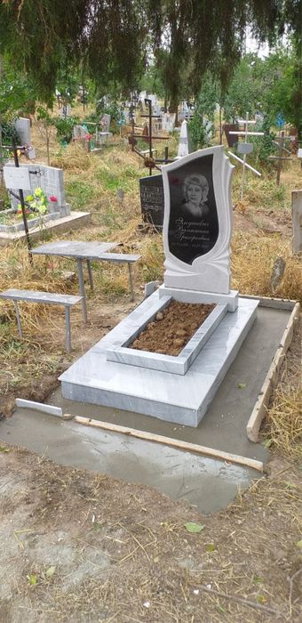 Памятники от цеха производителя