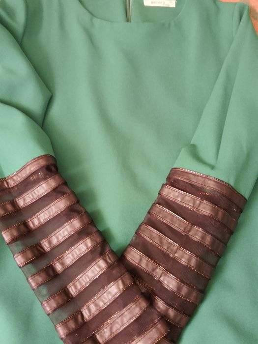 Продам тунику и 2 платья