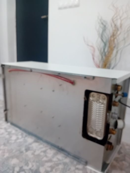 Vând centrala arca pixel arata foarte bine