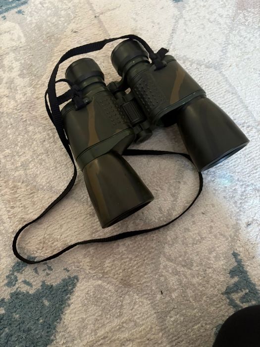 Бинокль в хорошем состояние