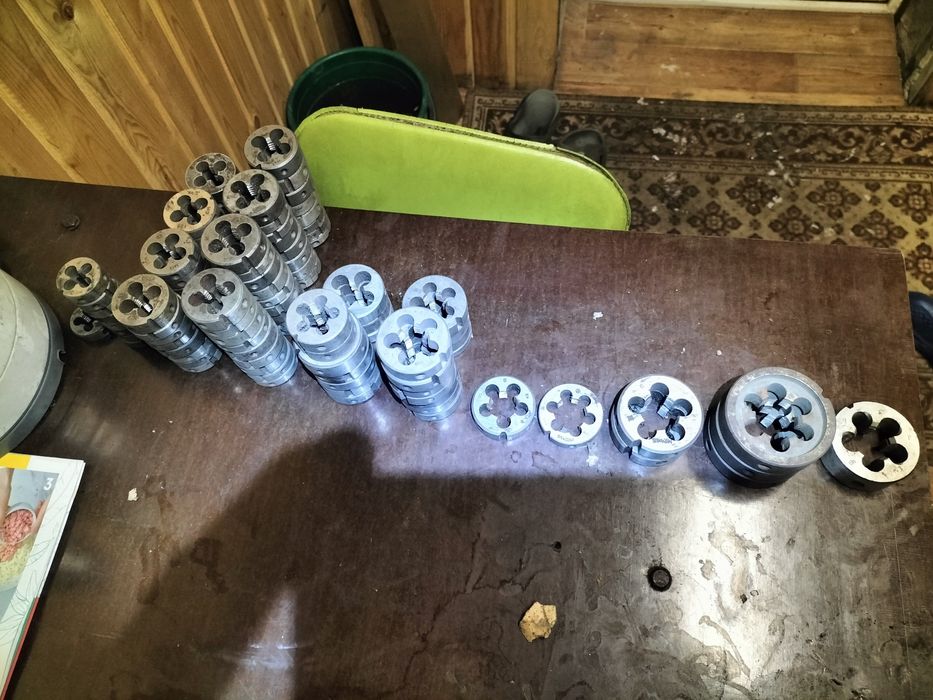 Лерки и метчики.