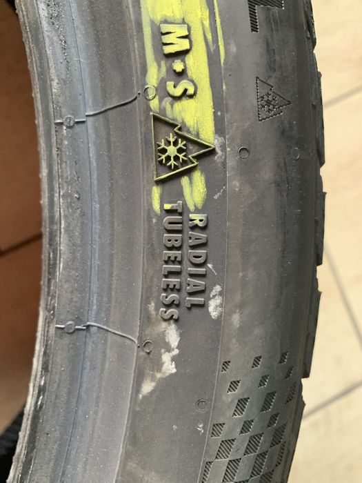 Set 285 35 22 anvelope de iarnă