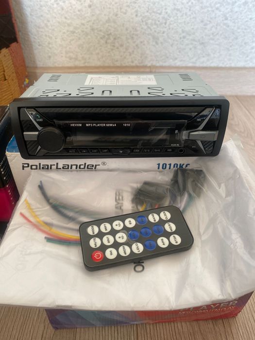 Радио и мп3 плеар за кола