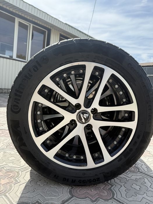 Продам диски с резиной