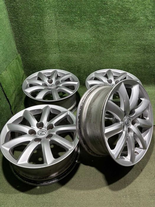 Продам Диски Оригинал Lexus LS R18 7,5J 5/120 ЕТ32 DIA60,1 Привозной