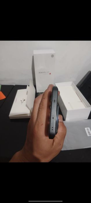 Продам Xiaomi 13 t