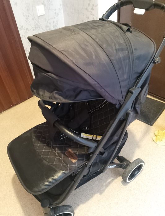 Продам коляску детскую