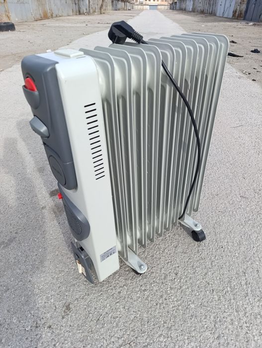 Продается масляный обогреватель
