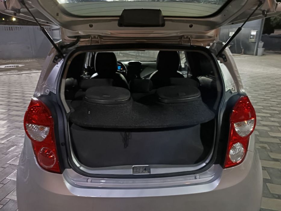 Продается Chevrolet Spark 2014 года