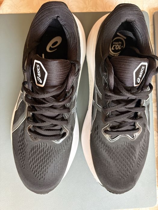 Продавам ASICS Gel-Kayano 30