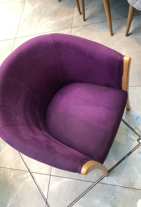 Curatam canapele , si interioare masini