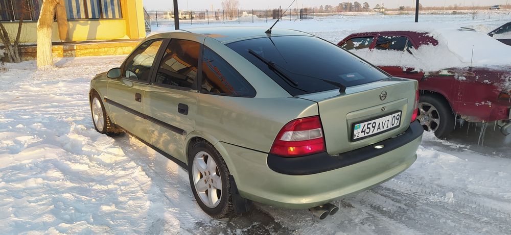 Срочно продам Опель Вектра Б