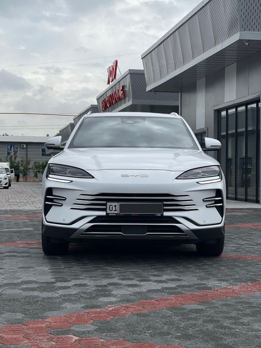 BYD Song Plus DM-i Champion 2025 — 3