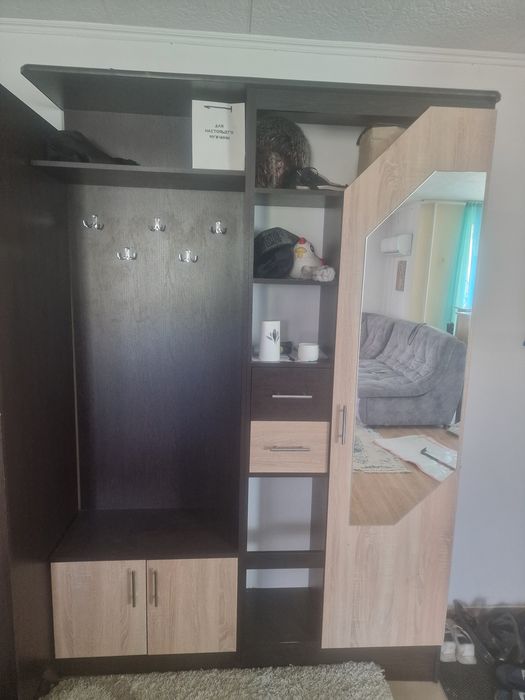 Продам прихожку и шкаф