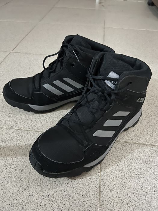 Adidas Terrex номер 38