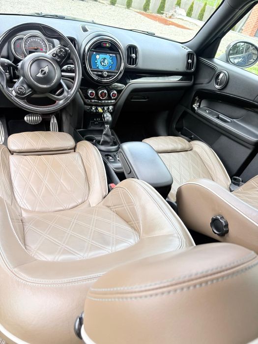 Mini Cooper S Countryman 1.5 benzina Plug-in-Hybrid 224 cp  ALL4