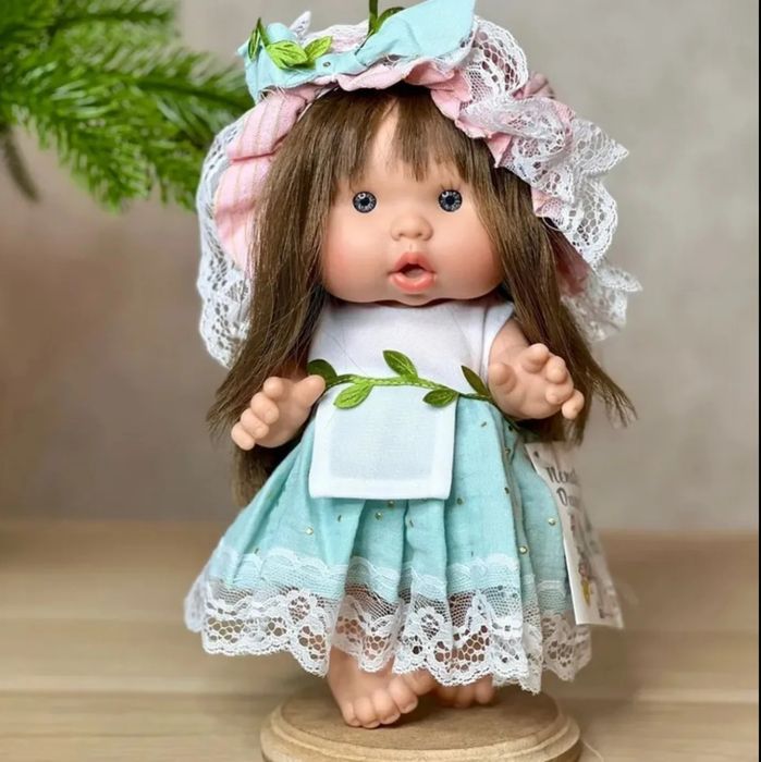 Испанская кукла пупс