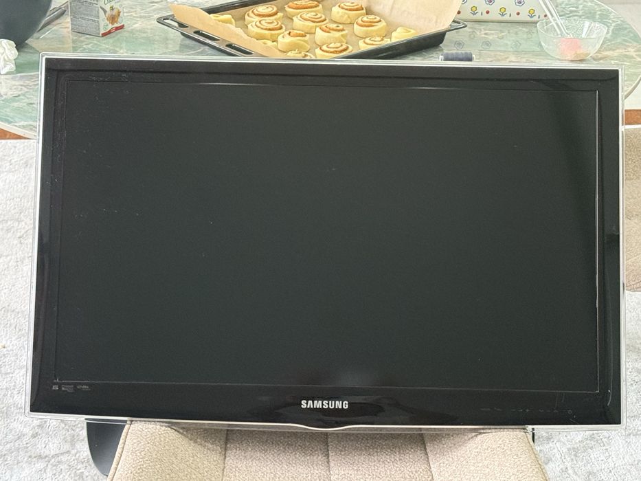 Телевизор Samsung
