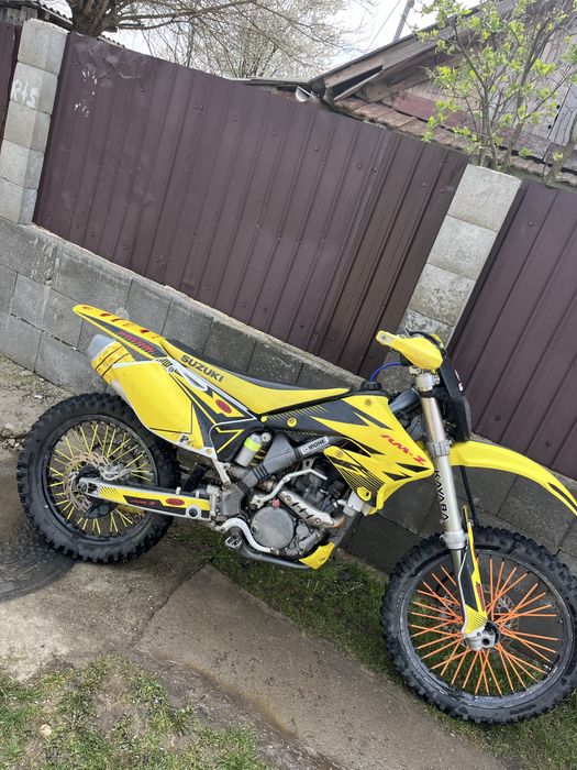 Suzuki rmz 250 4t, an 2009, carburatie