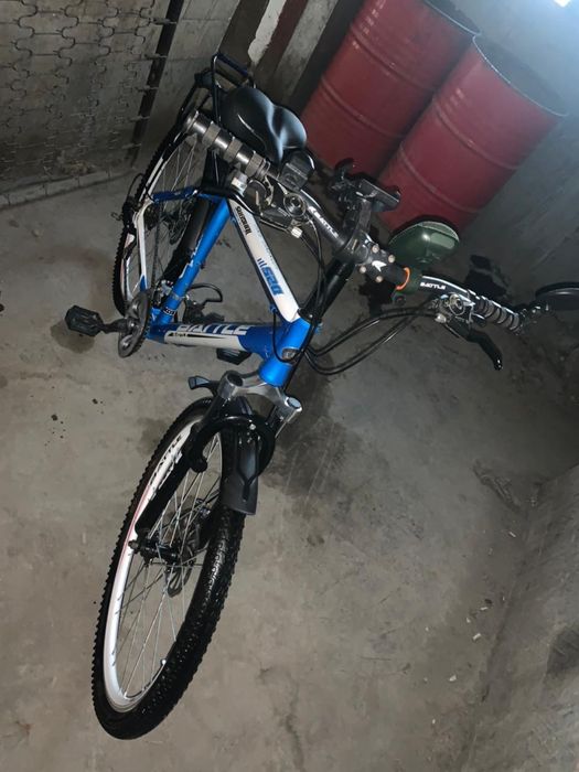 Велосипед жана коп журилмеген