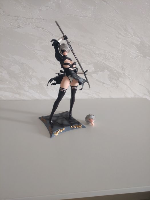 Продам фигурки 2B из Nier Atomata
