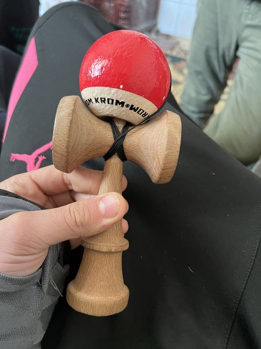 kendama krom pop