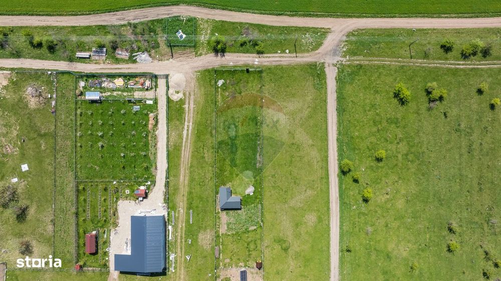 Teren 1300 mp | Sanpetru | zona Livada
