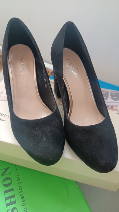 Продам качественное туфли 35 р