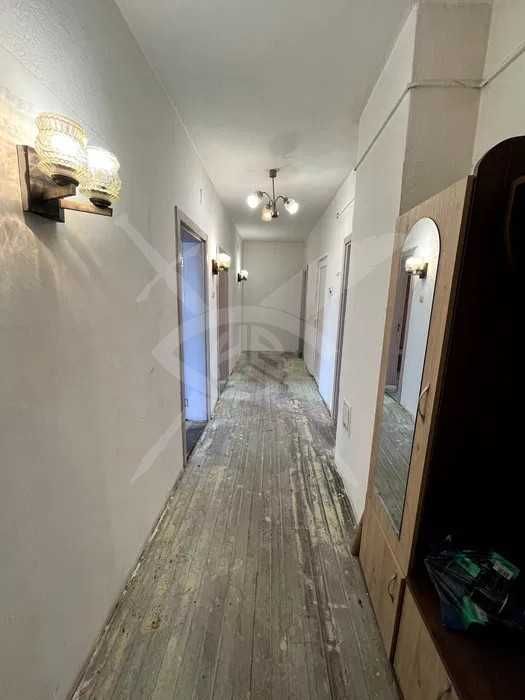 Продава се Къща в Карлово - 218 кв.м за 895 €/кв.м - Снимка #4