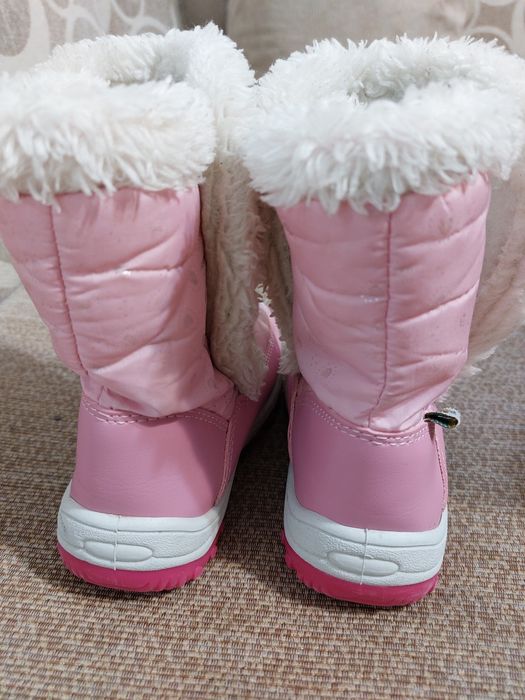 Розови ботуши 27 номер